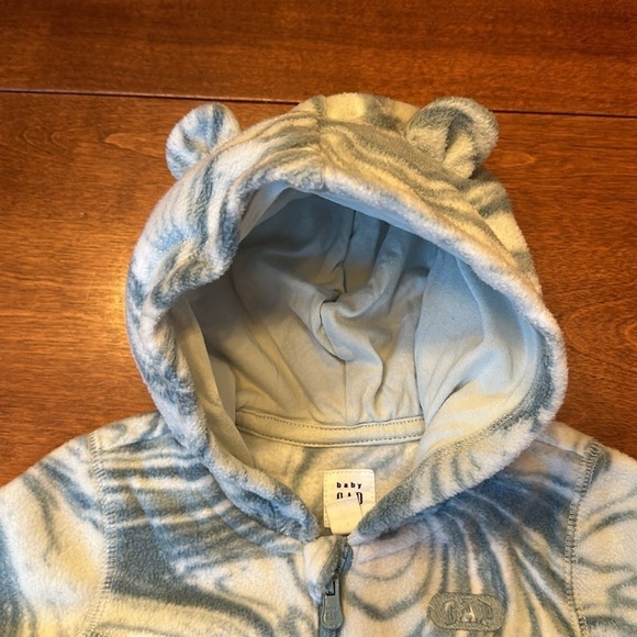 GAP - Fleece hooded Bunting Bag Footie One piece. Size 6-12 months - Picture 3 of 7